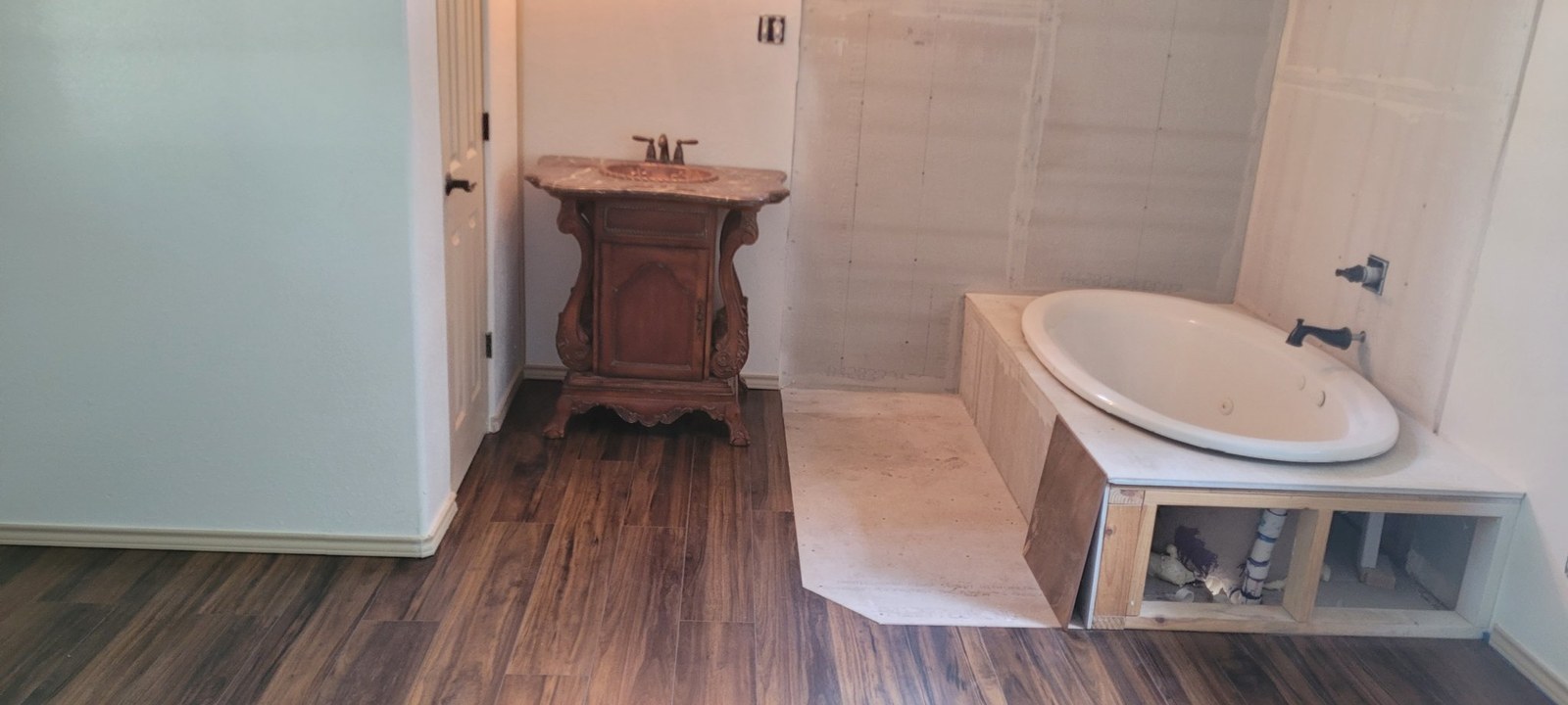 Complete bathroom renovation project photo 9