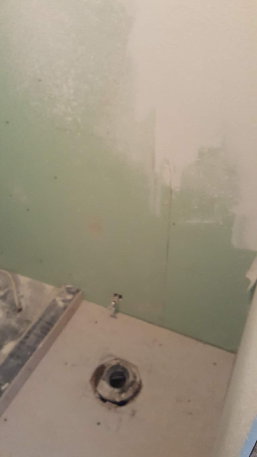 Motel room renovation project photo 14