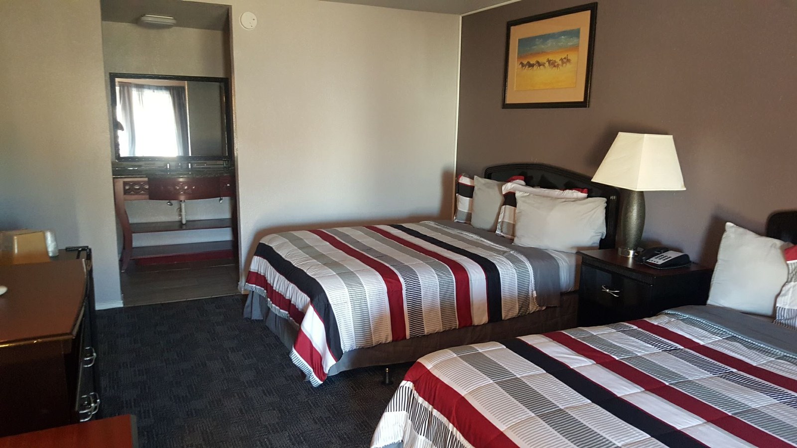 Motel room renovation project photo 15
