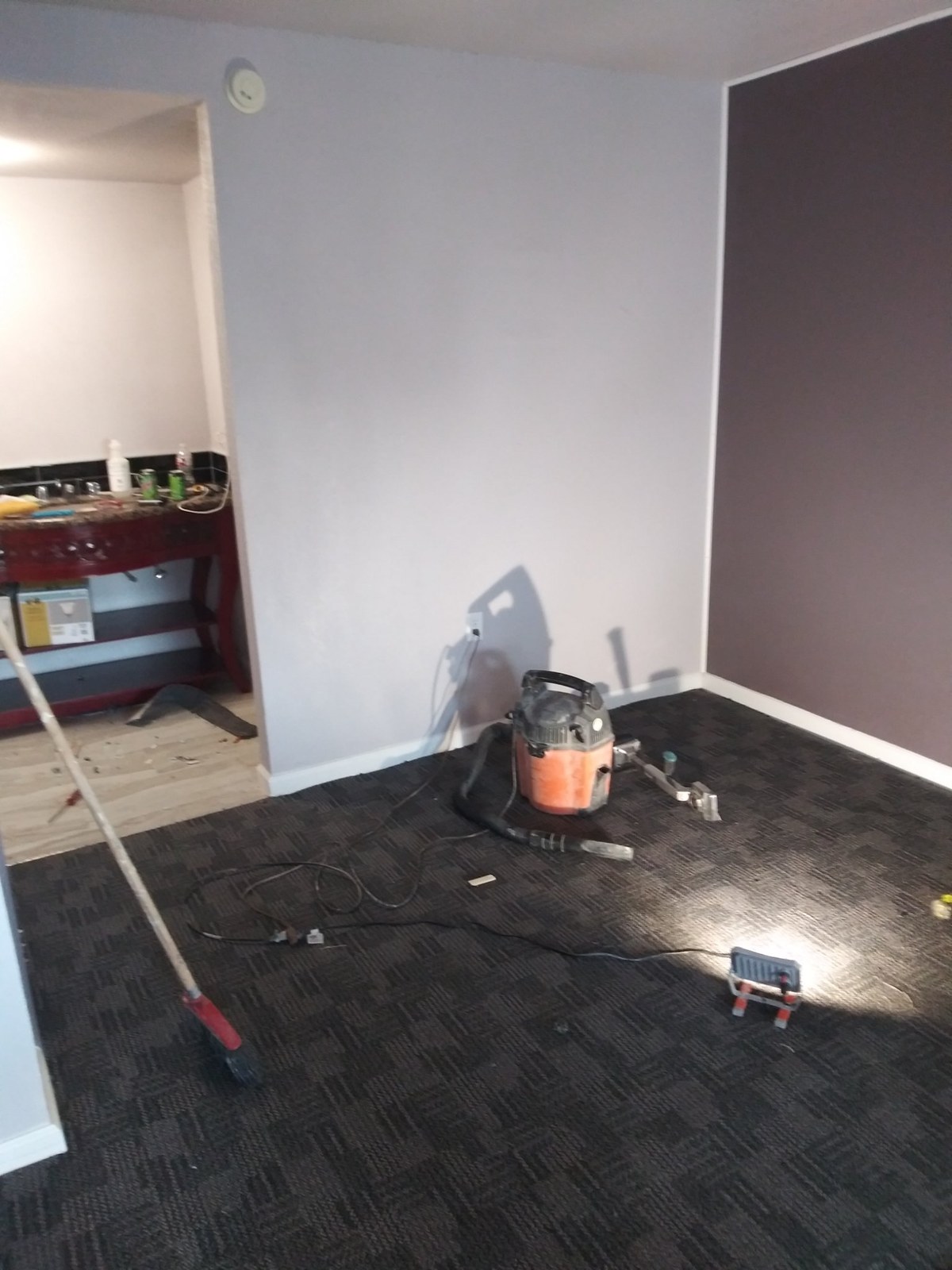 Motel room renovation project photo 18