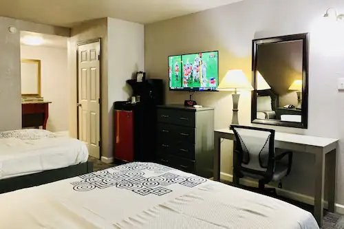 Motel room renovation project photo 32