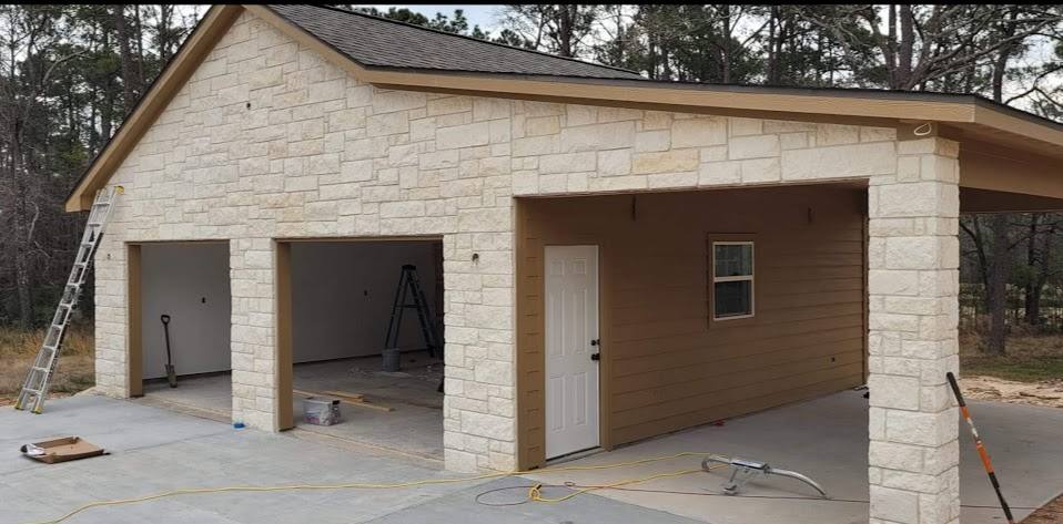 Detached garage and shop